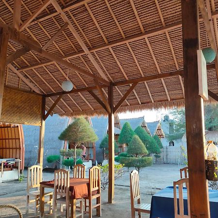 Sunset Beach Bungalow Gili Meno Exterior foto
