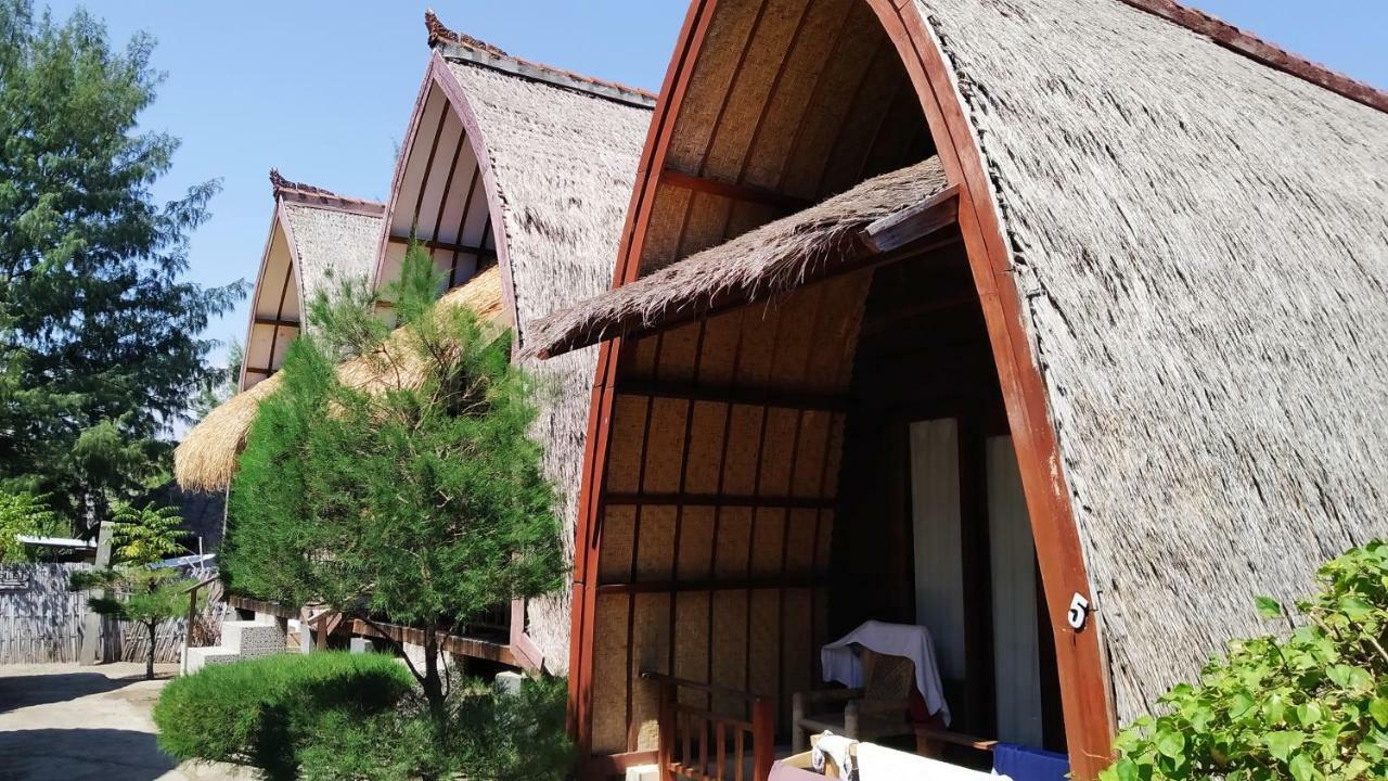Sunset Beach Bungalow Gili Meno Exterior foto
