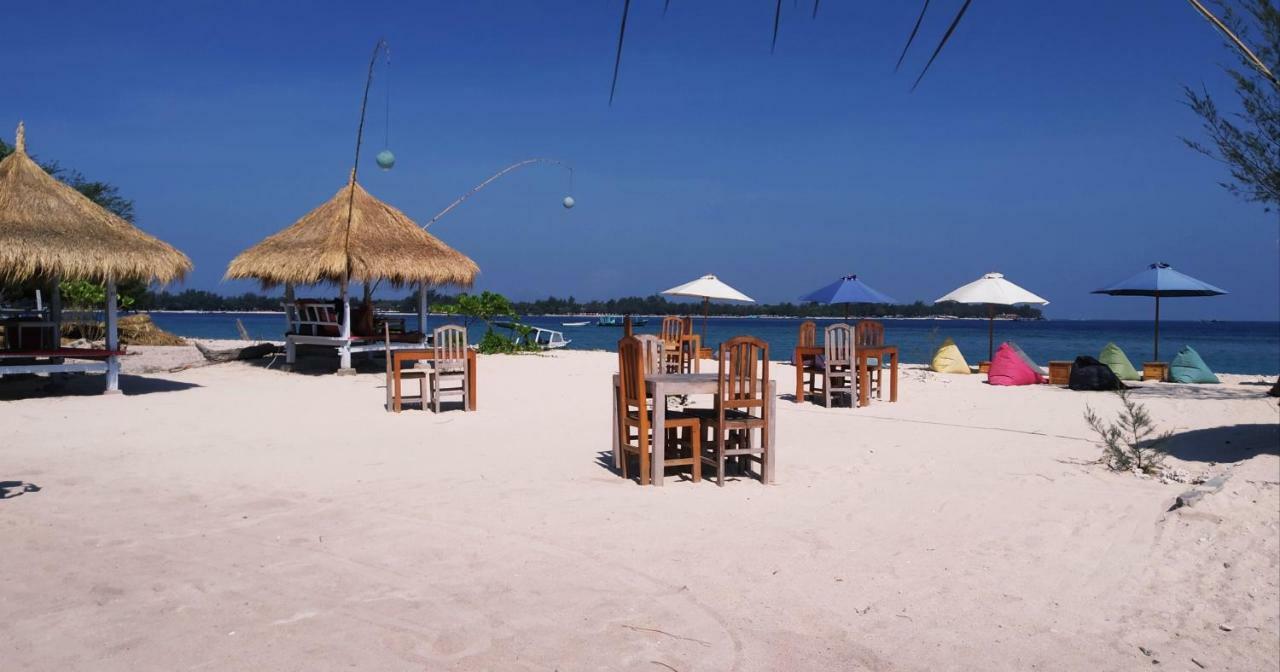 Sunset Beach Bungalow Gili Meno Exterior foto