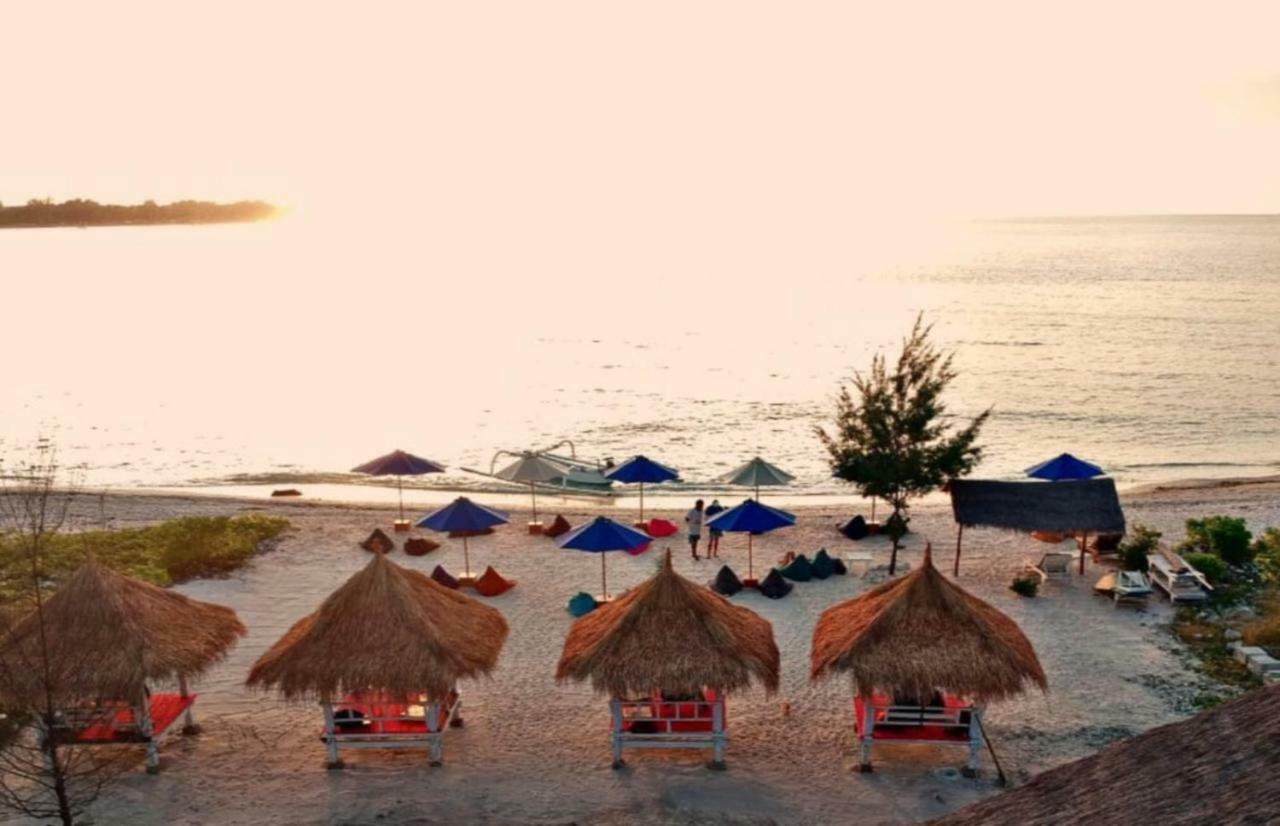 Sunset Beach Bungalow Gili Meno Exterior foto