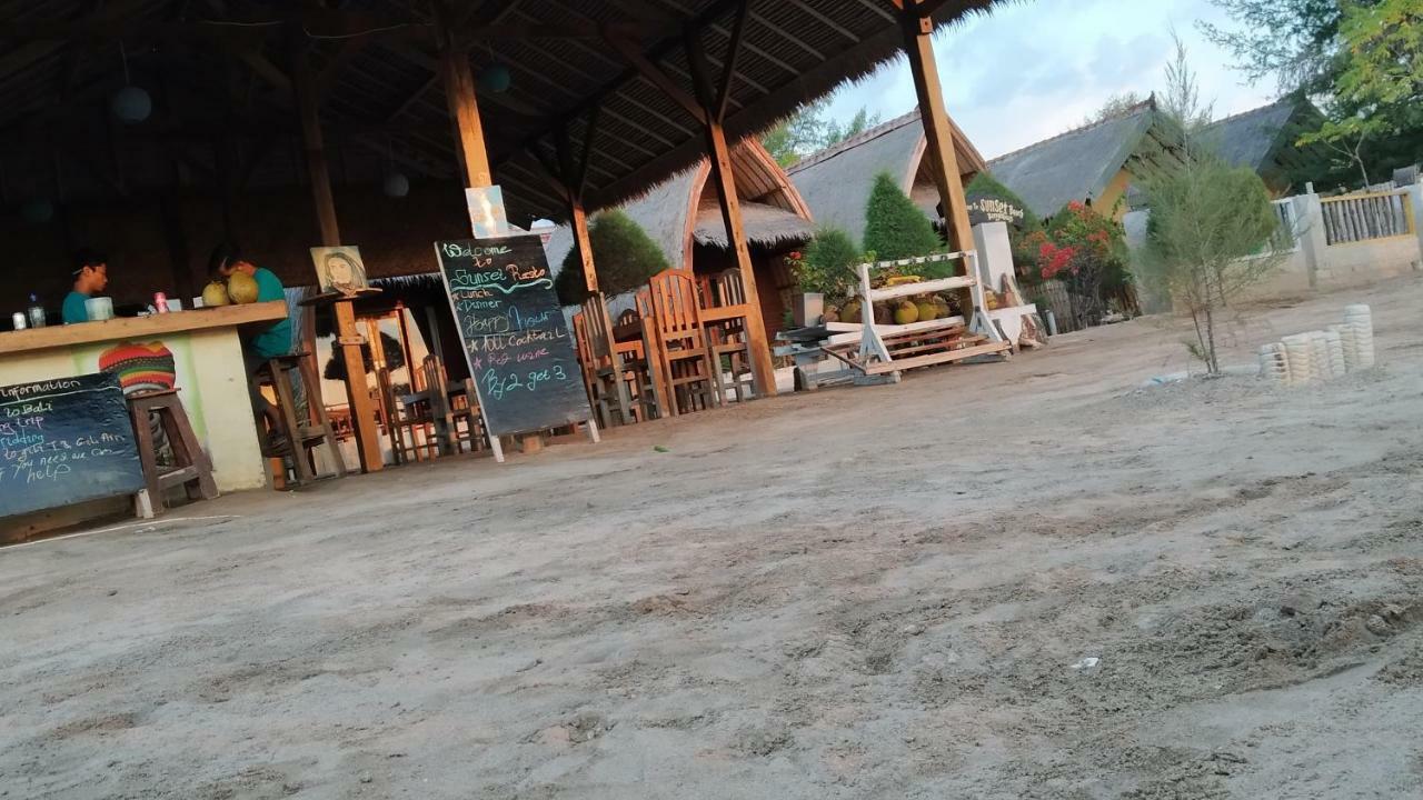 Sunset Beach Bungalow Gili Meno Exterior foto