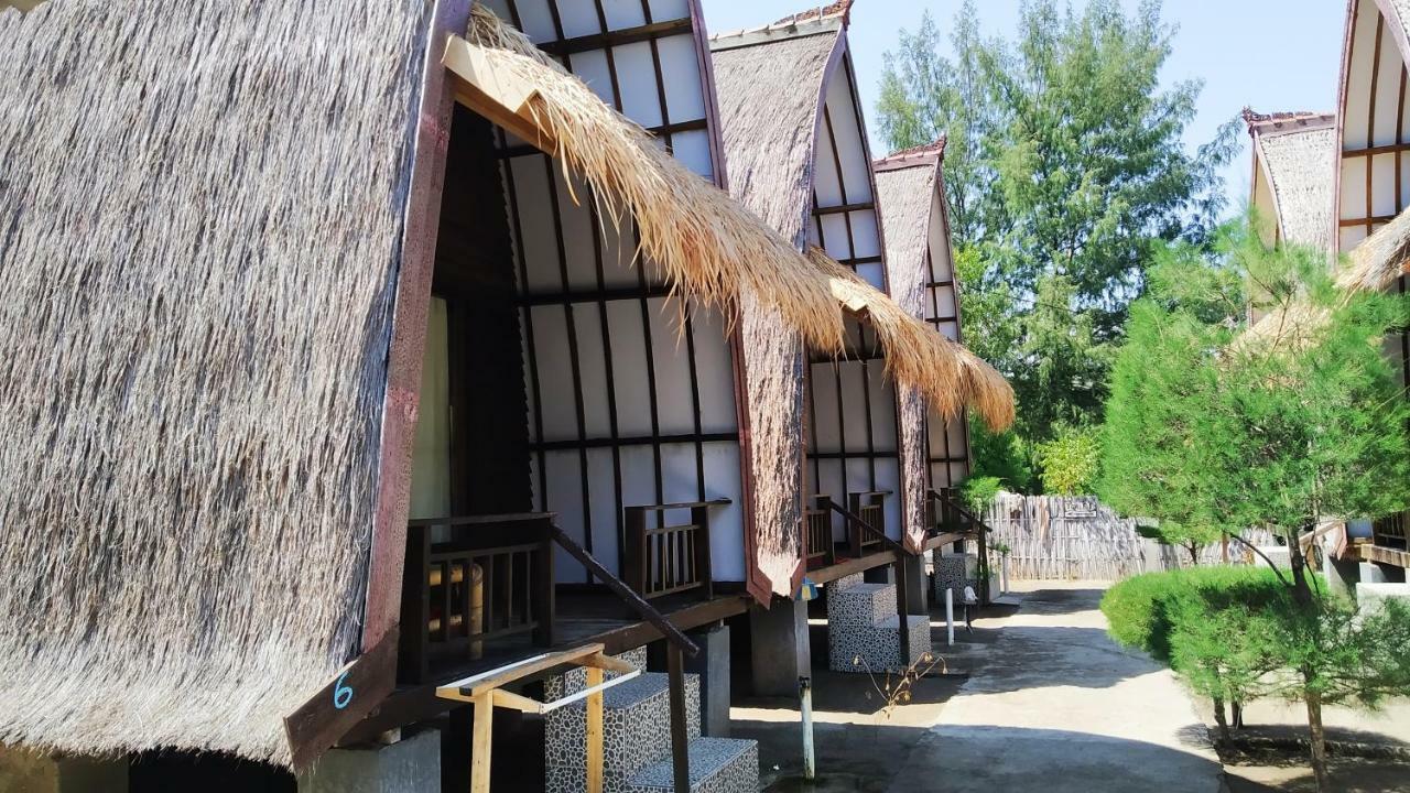 Sunset Beach Bungalow Gili Meno Exterior foto